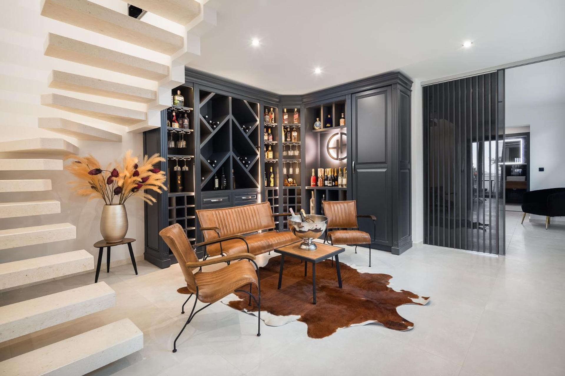 Royale With Shared Pool