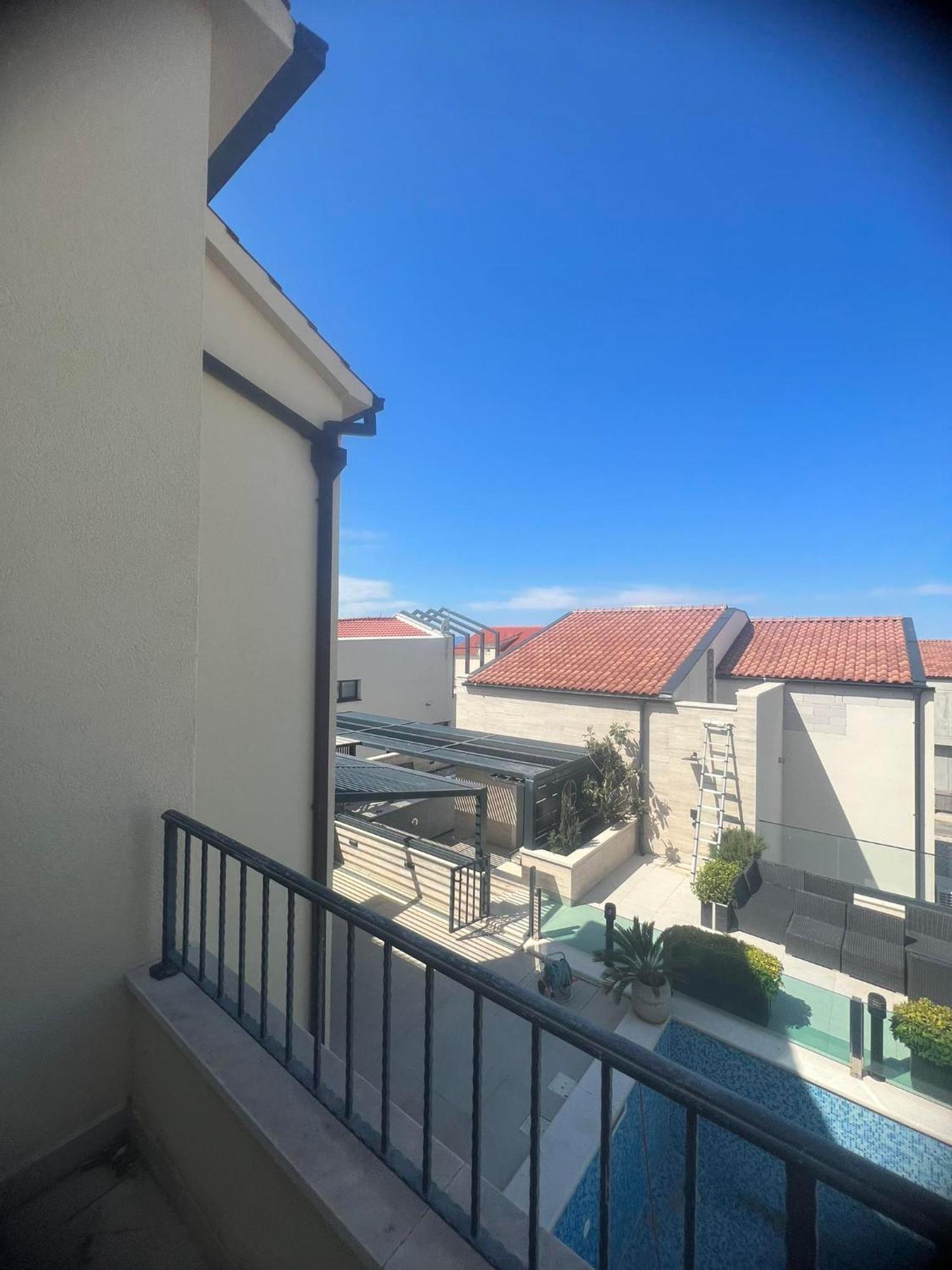 Royale With Shared Pool Apartamento