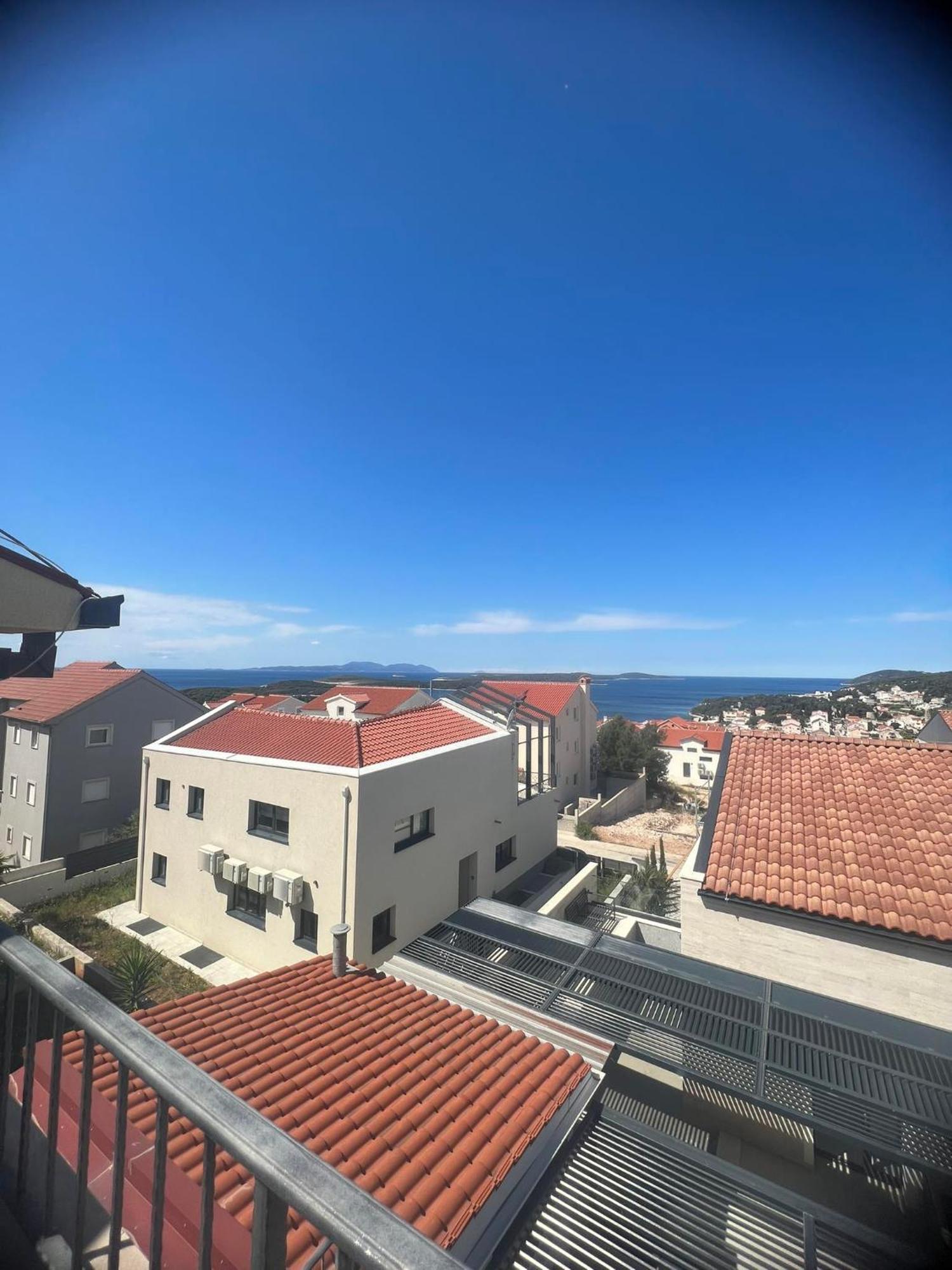 Royale With Shared Pool * Hvar Town