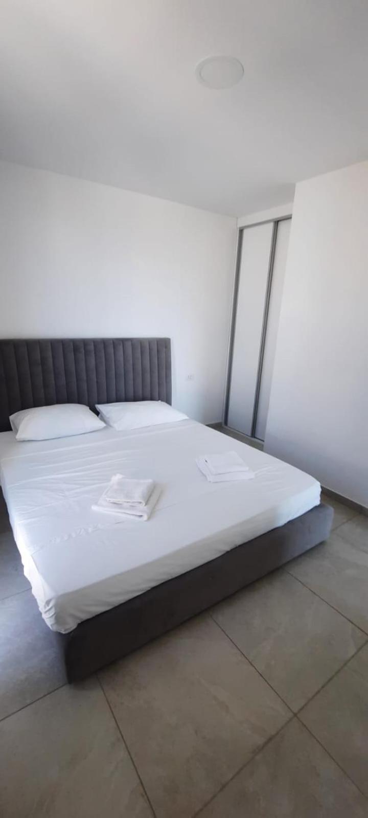 Royale With Shared Pool *